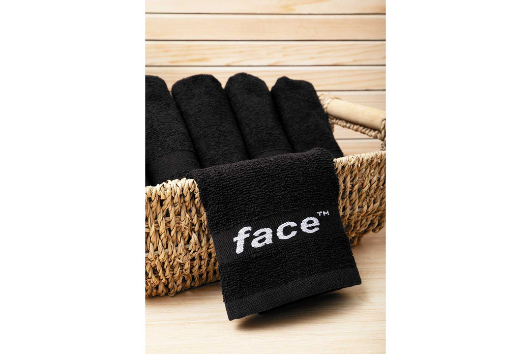 Makeup Towels - One Dozen – The Comphy Company