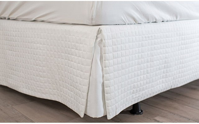 Quilted Bed Dust Ruffle – The Comphy Company
