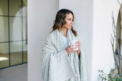 Bubble Cable Knit Throw